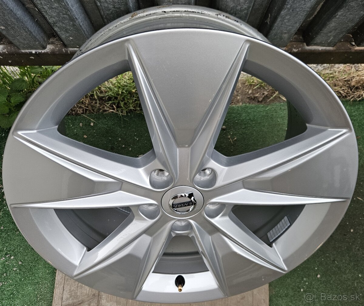 Originálne hliníkové disky VOLVO - 5x108 r18