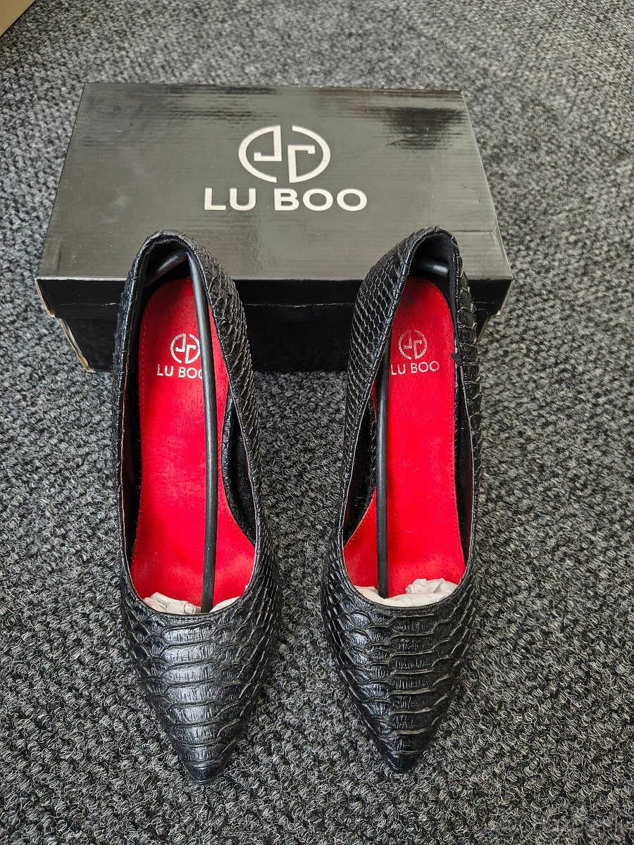 Cierne lodicky 37 - 2