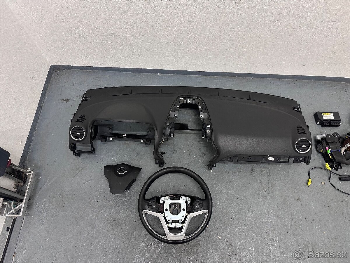 Opel Antara 2014 airbagová sada - 2