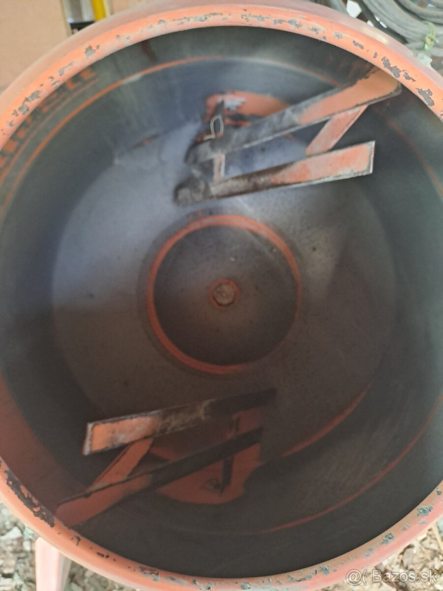 Miesacka hecht 2141 - 2