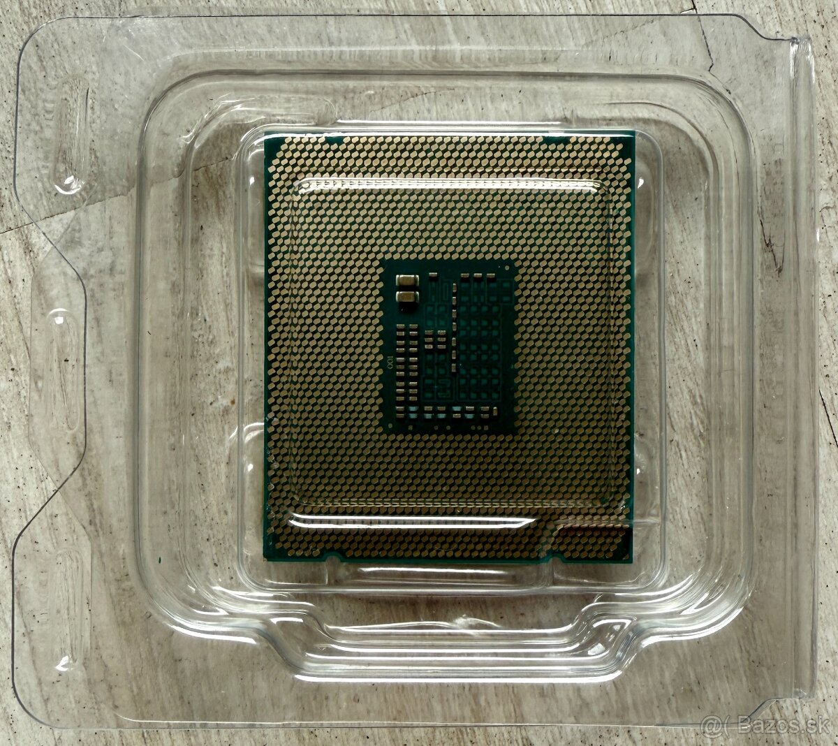 Intel® Core™ i7-5820K v 100% stave - 2