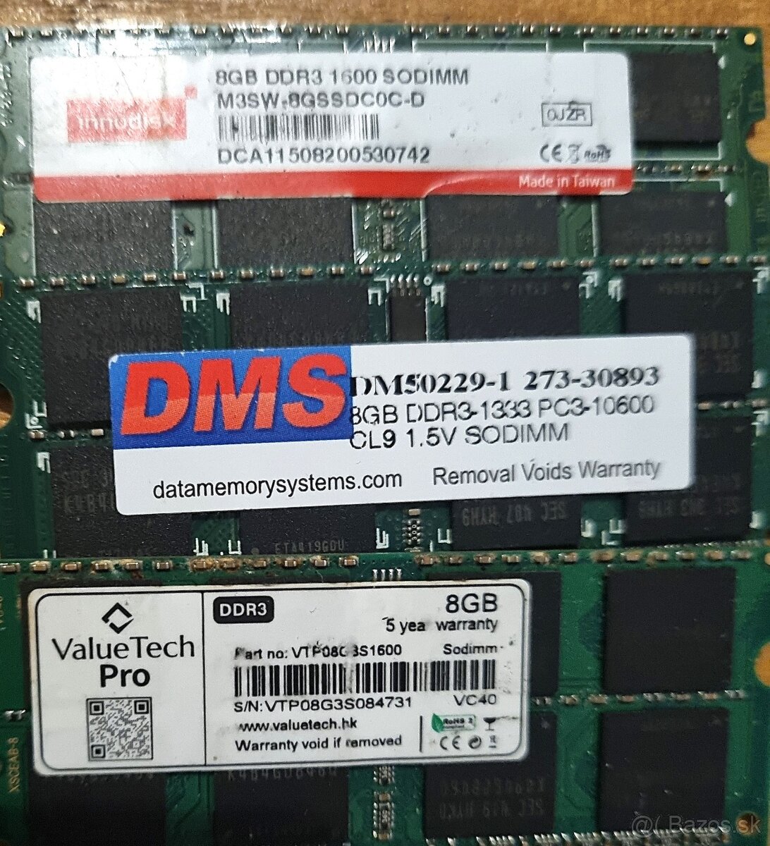 13x DDR3 a DDR3L SD RAM - 2