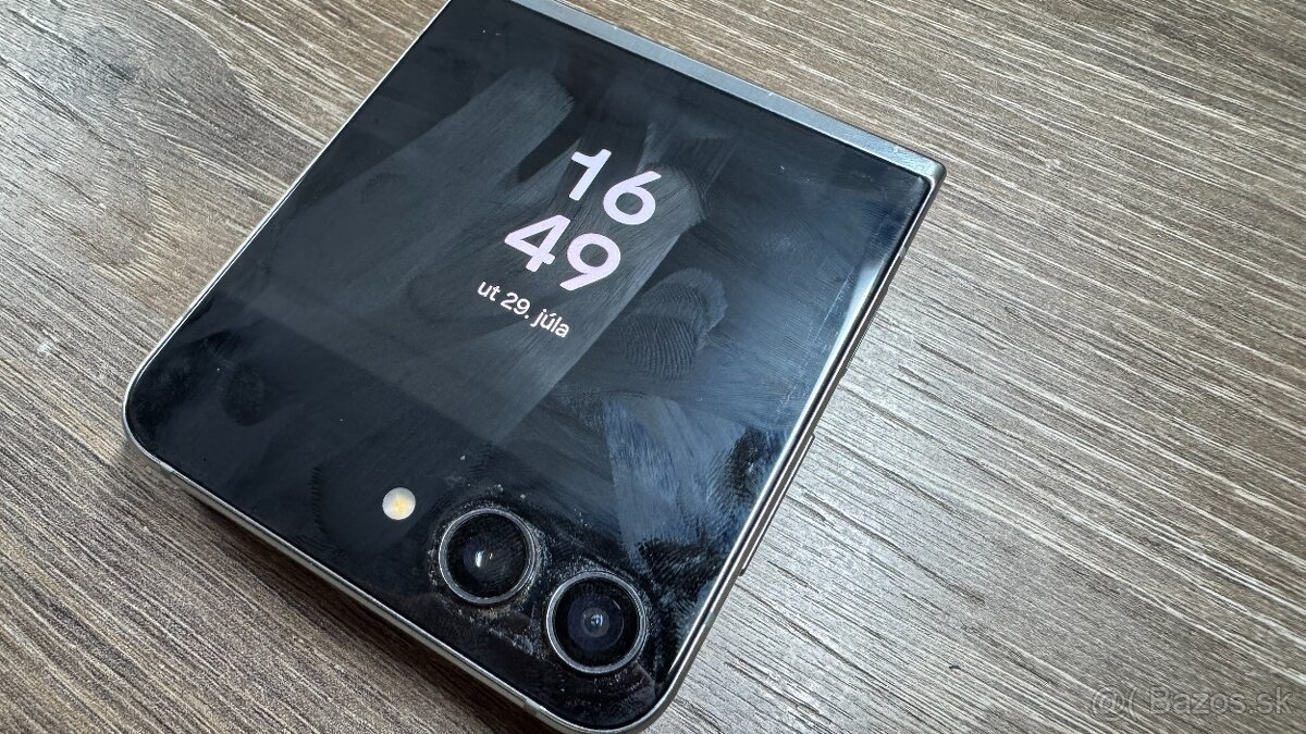 Samsung Z Flip 5 - na diely - 2
