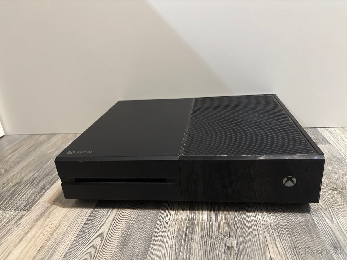 Xbox one v dobrom stave + 3 hry - 2