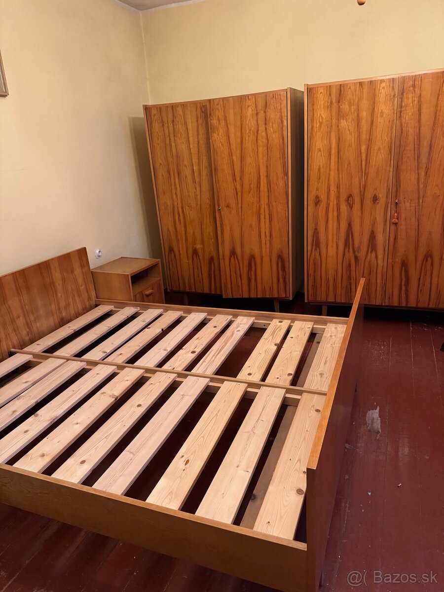 Spálňová súprava drevená - 2