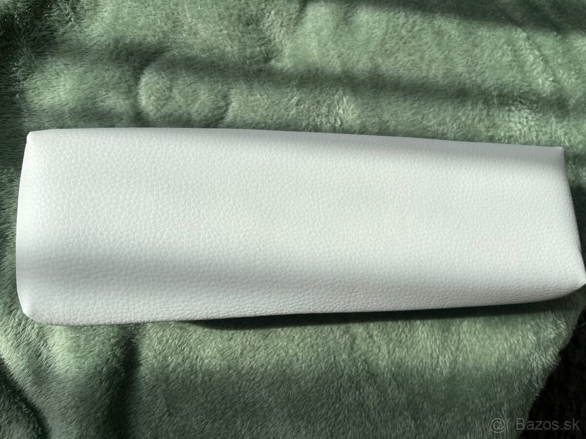 Podložka pod ruky na manikúru - 2