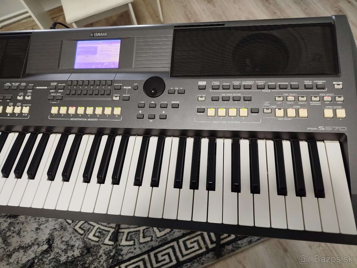 Yamaha psr s670 - 2