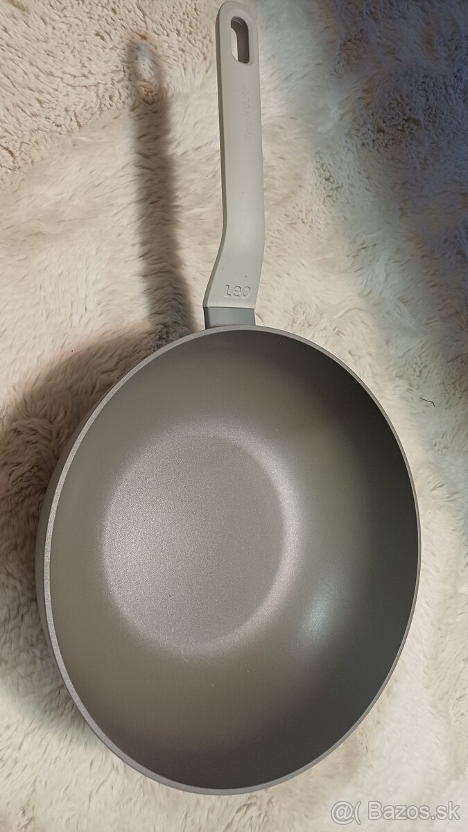 wok panvica Berlingerhaus leo 28cm - 2