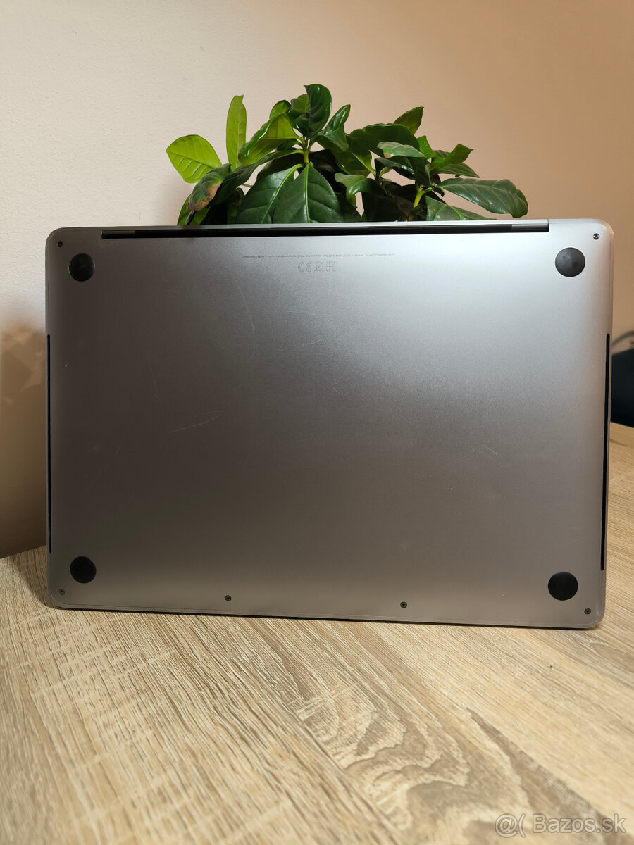 MacBook Pro A1989 Touchbar – i5 / 16GB / 256GB - 2