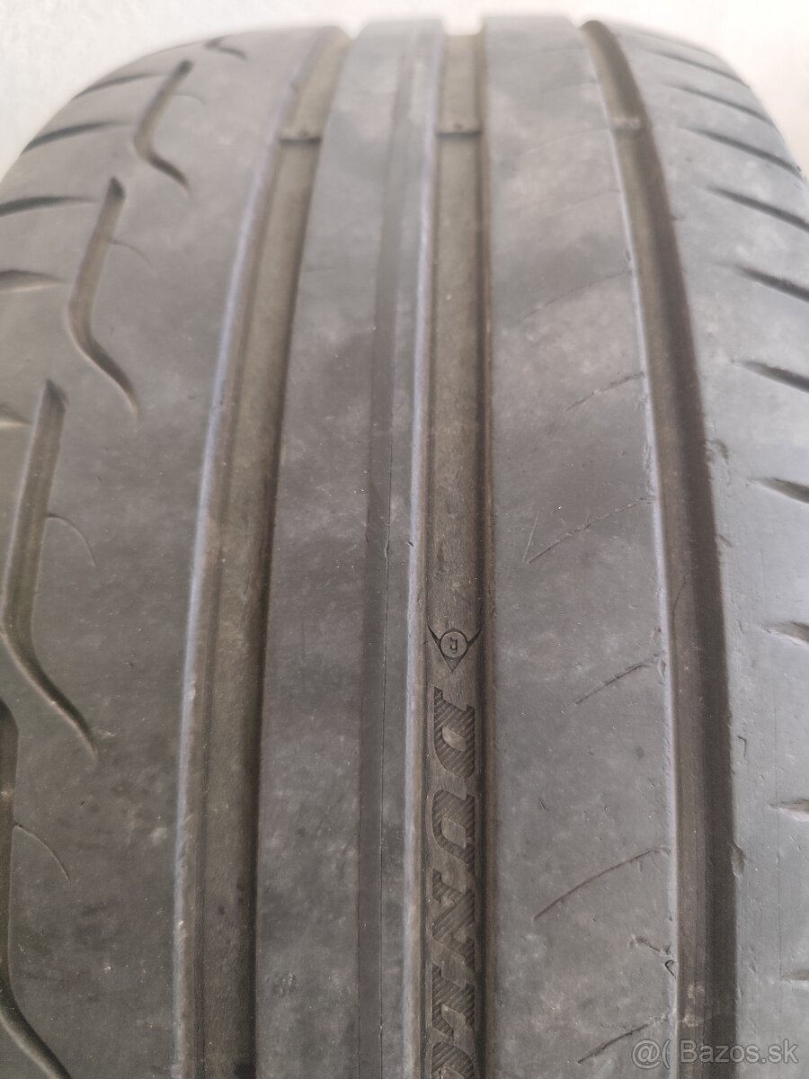 245/45 R19 letne - 2