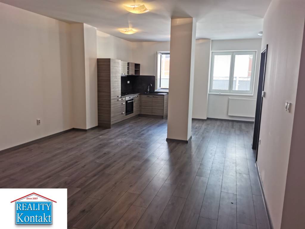 Na prenájom 2-izbový byt - Nové Zámky - 2