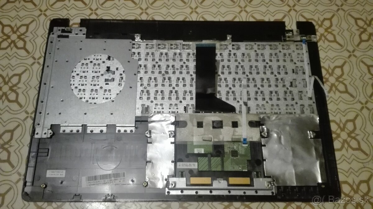 Asus notebooky na diely. - 2