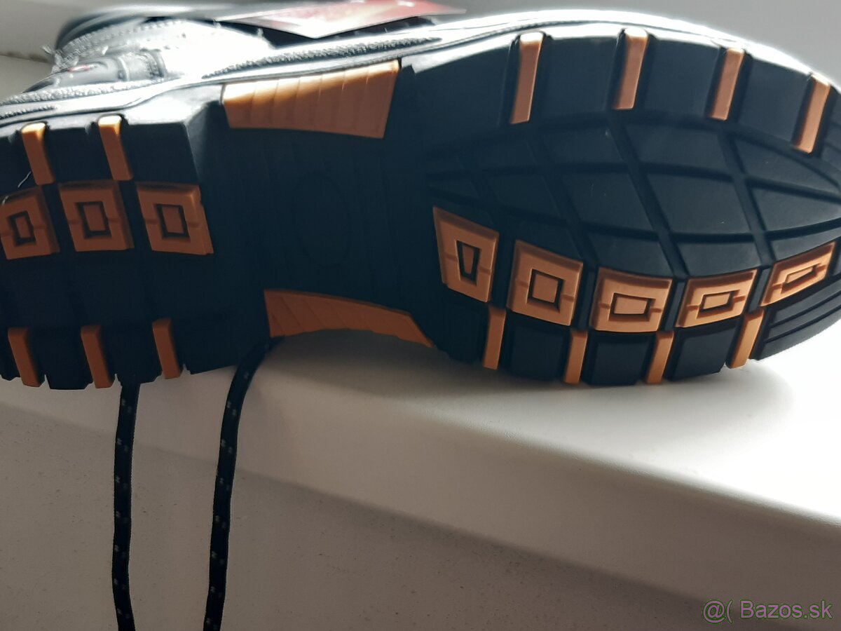 Pracovná obuv-nová - 2