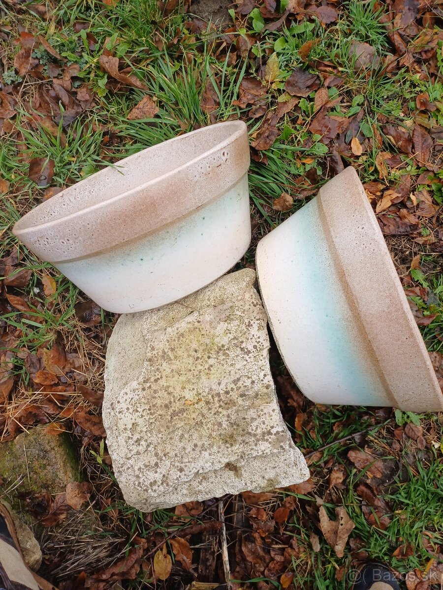 2 Keramické kvetináče - 2