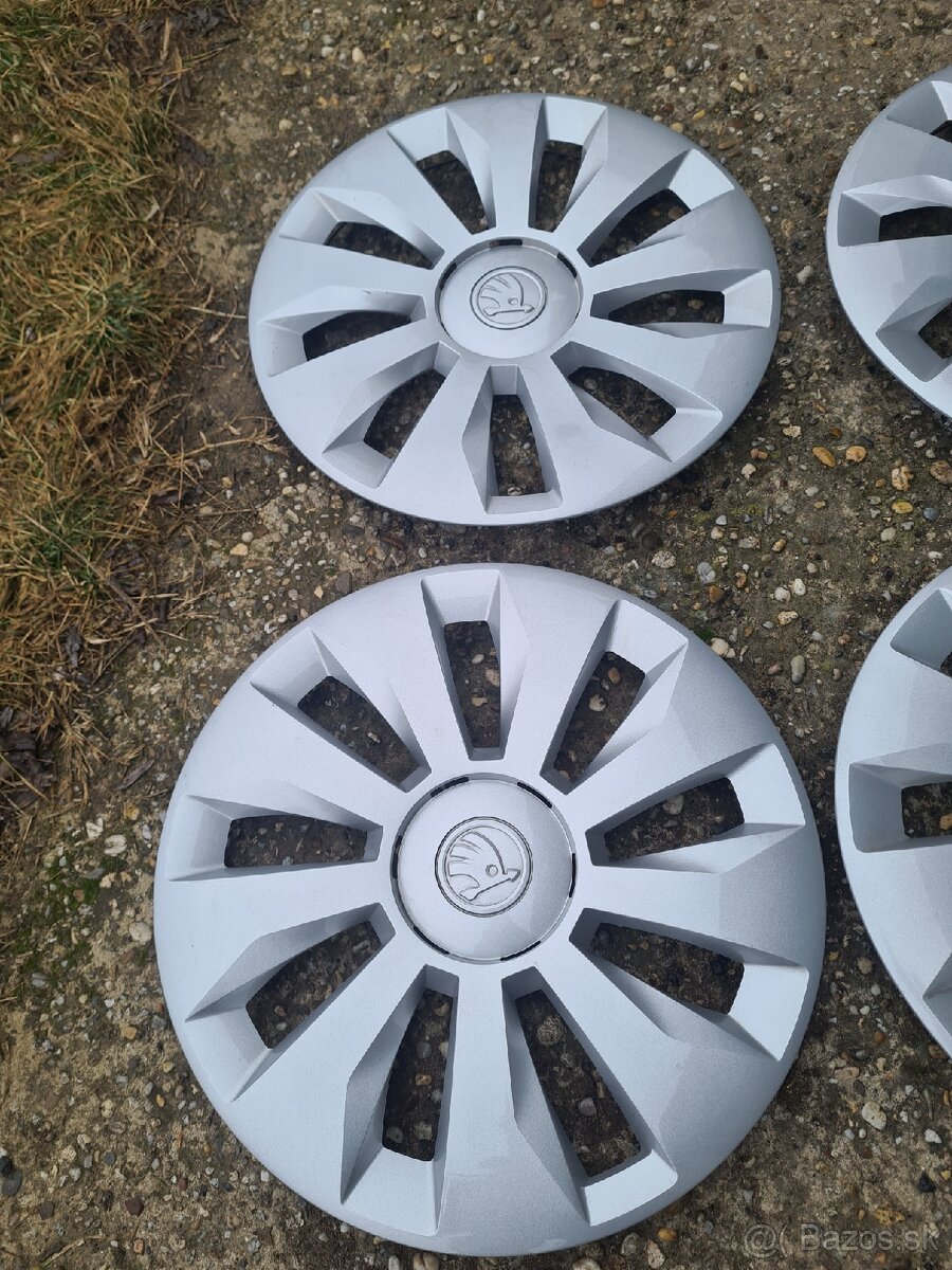 Puklice skoda r 15 - 2