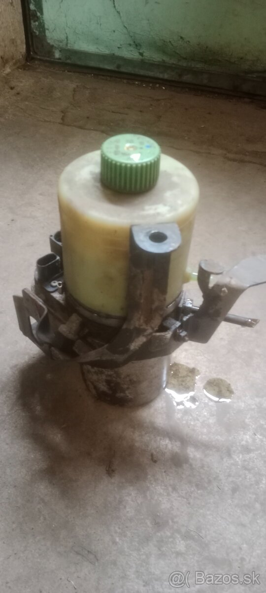 Fabia 1 servocerpadlo trw - 2