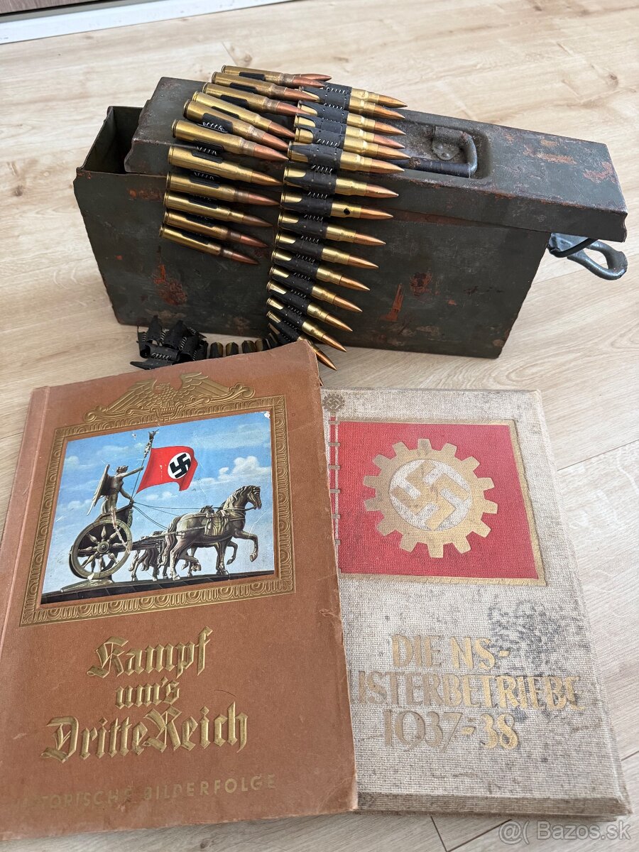 MG42/34 kastlík + dve knihy - 2