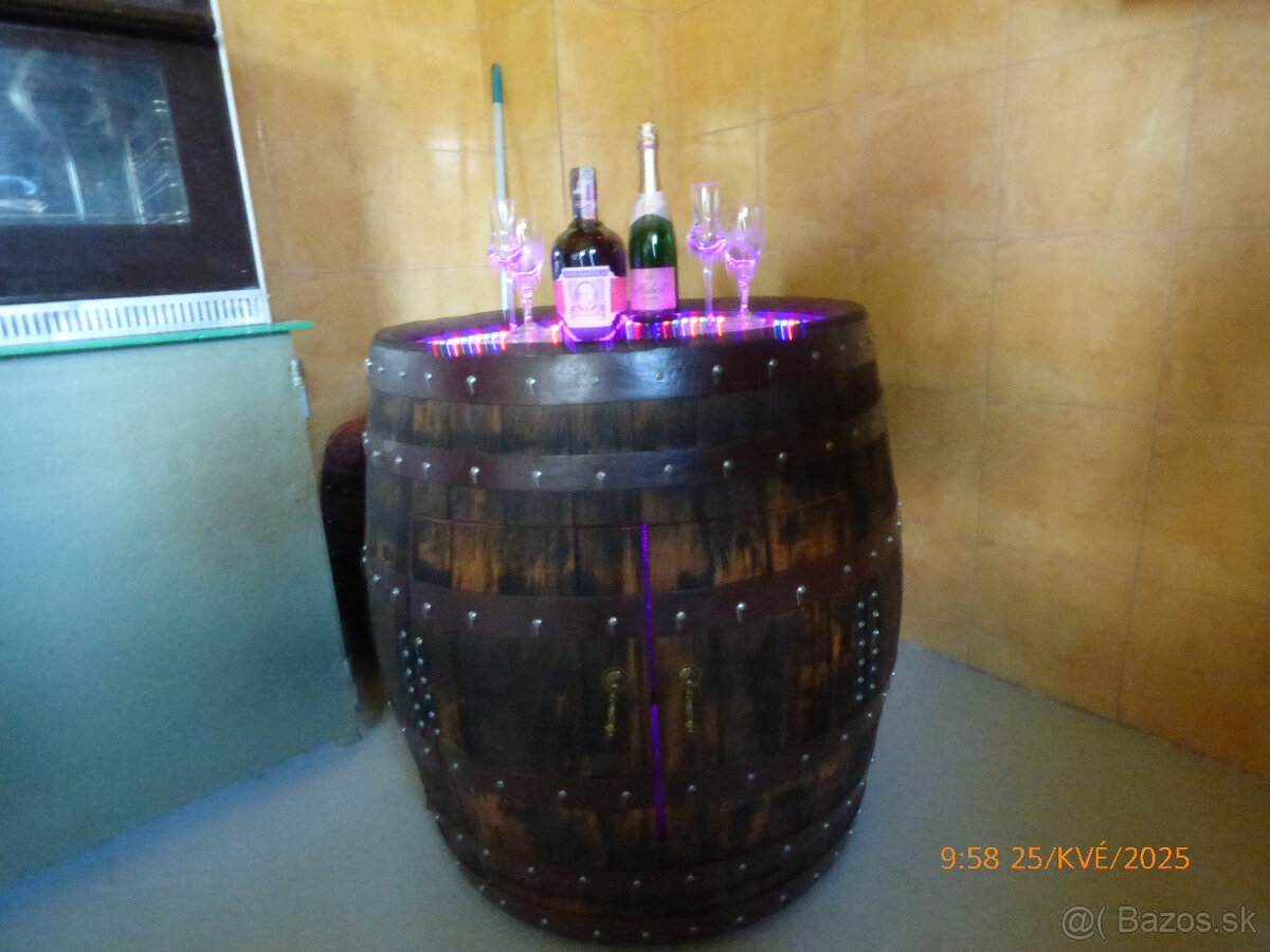 Drevený sud - stôl - 2