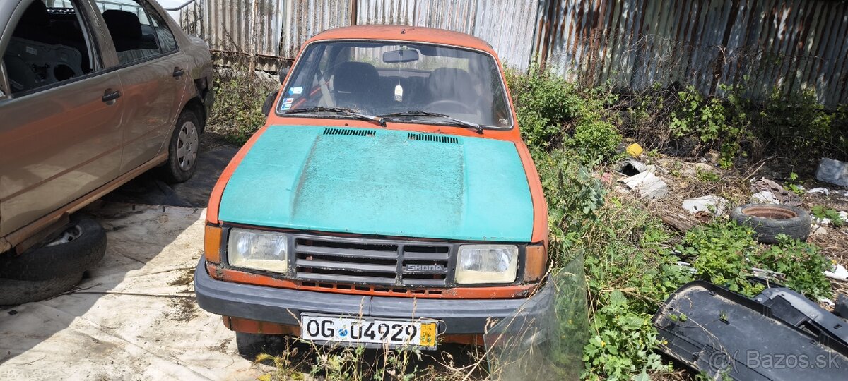 Predám Škoda 105L – ideálne na diely alebo renováciu - 2