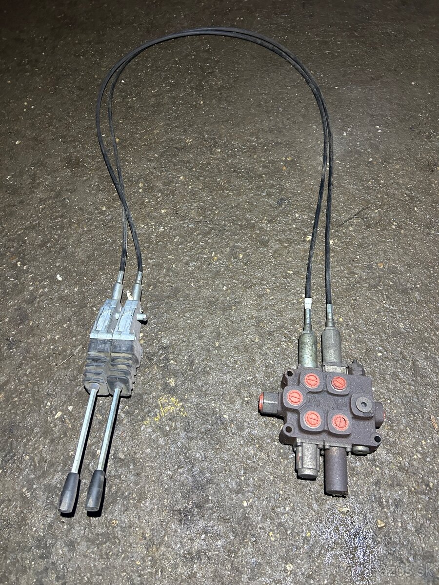 Predám hydraulický rozvádzač - 2