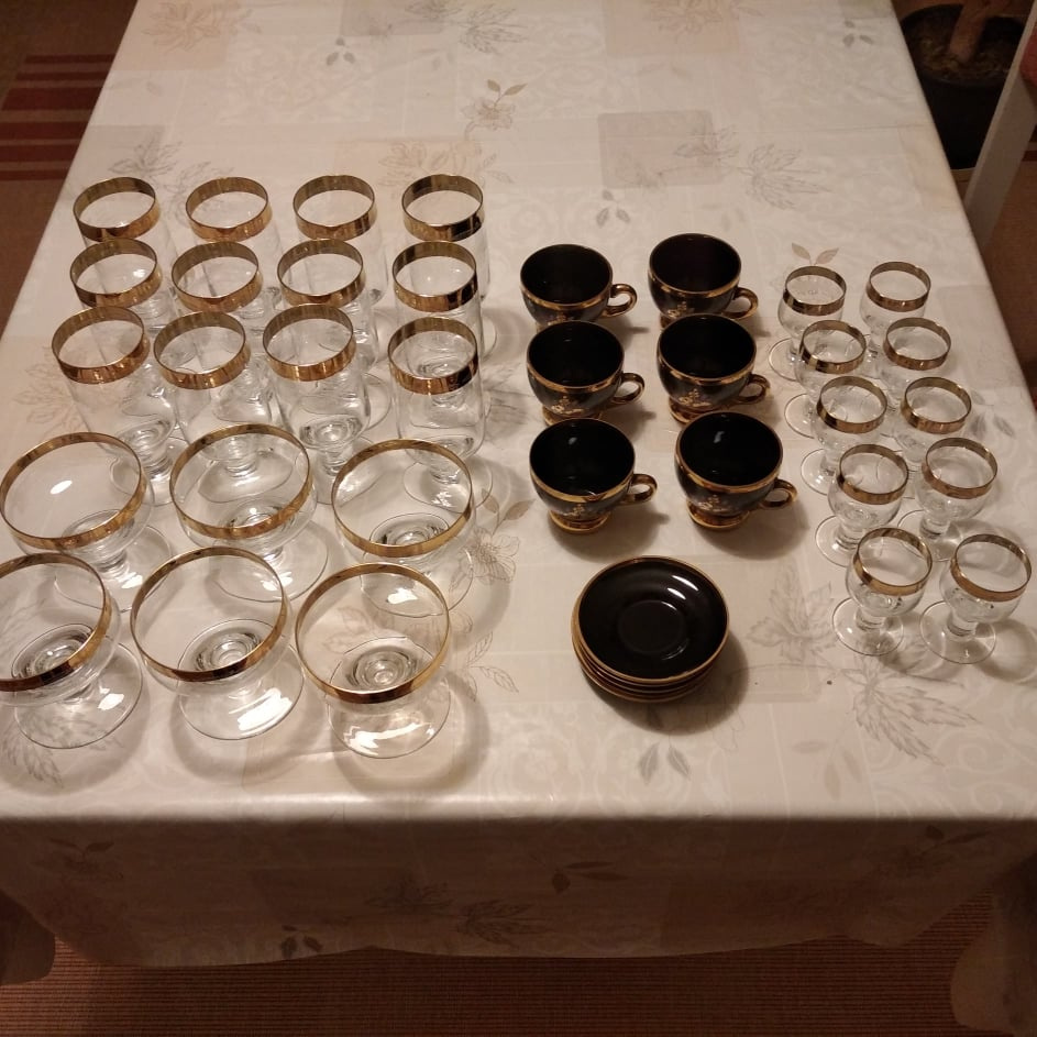 poháre na stopke 1. - 2