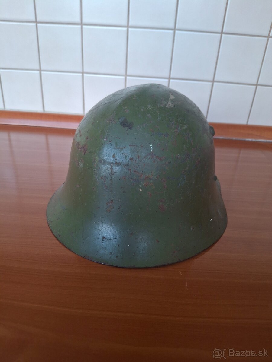 Bulharska prilba - 2