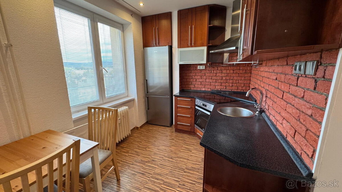 Prenájom, zariadený 2 izbový byt v centre - 2