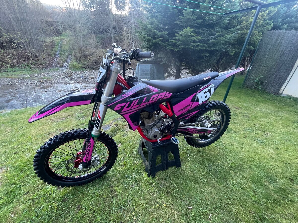 GasGas MC 250F 2023 – TOP stav - 2