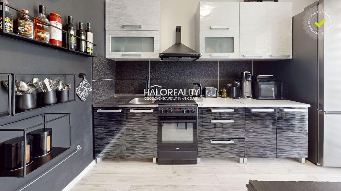 HALO reality - Predaj, trojizbový byt Žiar nad Hronom, Cent - 2