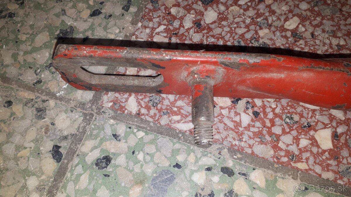 Predám kyvnu vidlu na Jawu 350 - 2