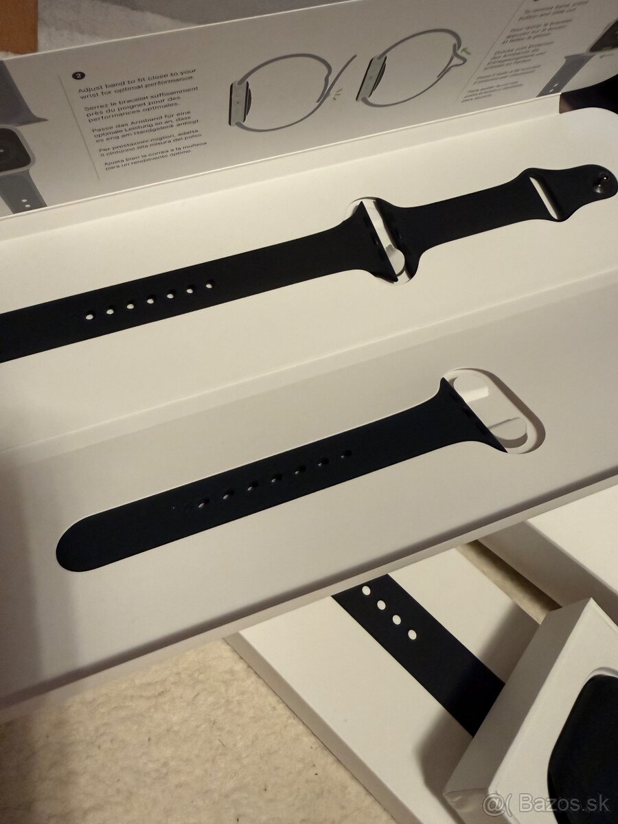 Apple Watch 8 45mm - 2