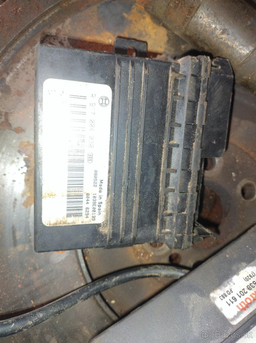 Ovládanie hydrauliký plus riadiaca jednotka - 2