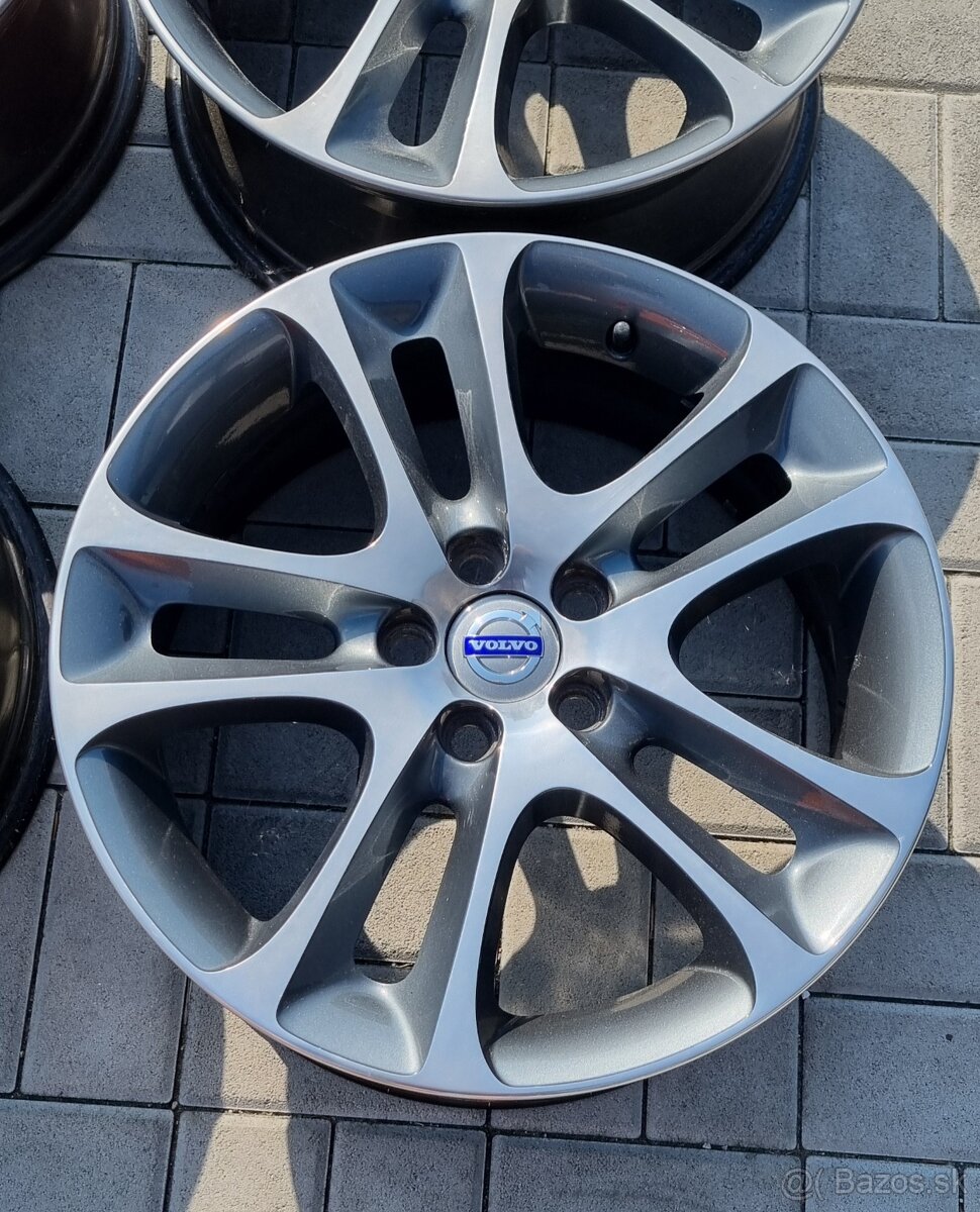 5x108 R18 7,5J ET52,5 VOLVO - 2