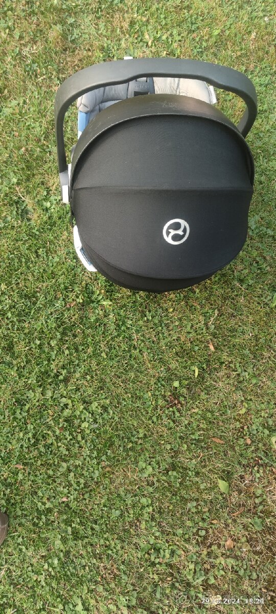 Cybex aton5 - 2