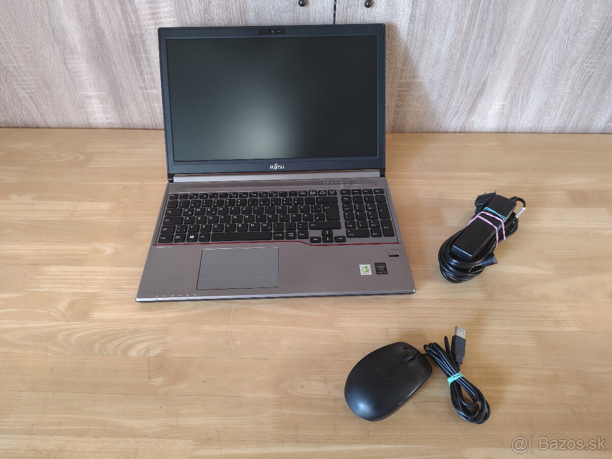 Notebook Fujitsu LifeBook E754 - i5 4210m - 2