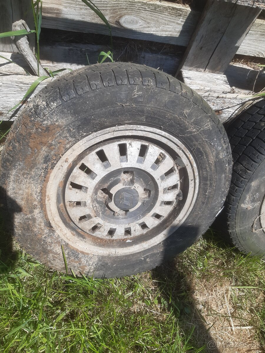 Elektrony na Renault 13" - 2