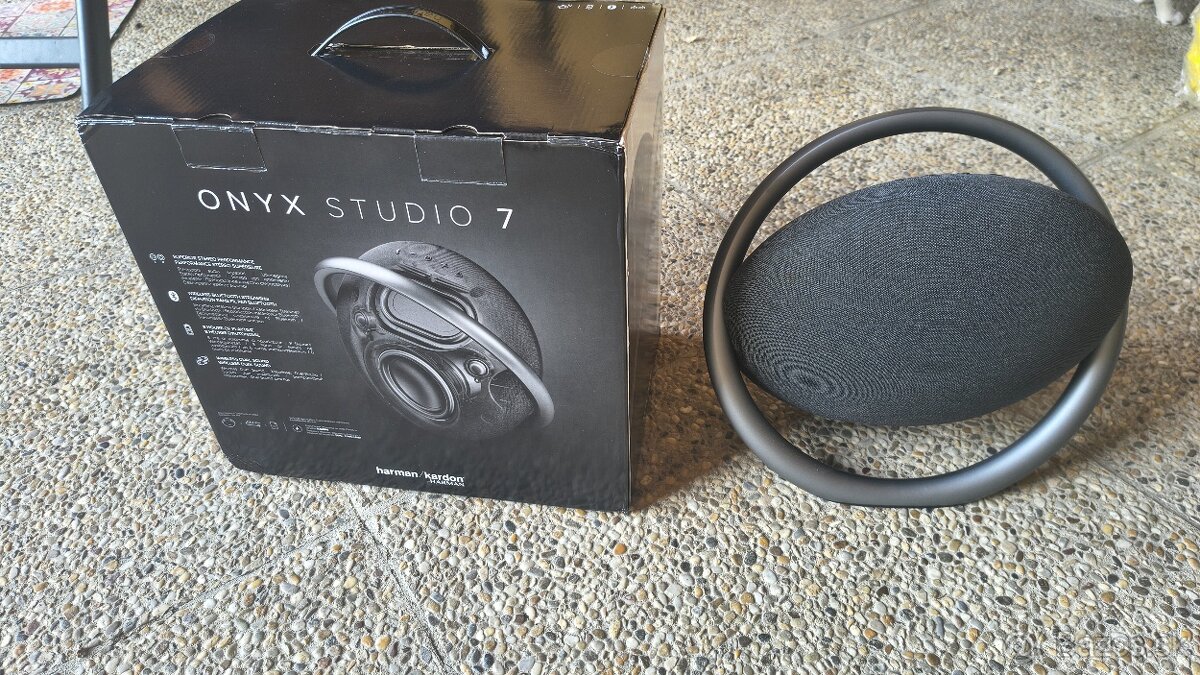 Harman Kardon Onyx studio 7 - 2