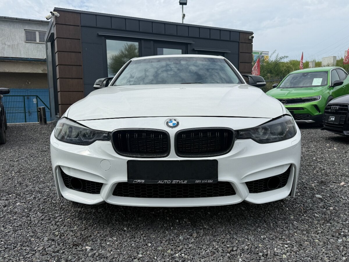 BMW Rad 3 320i xDrive A/T - 2