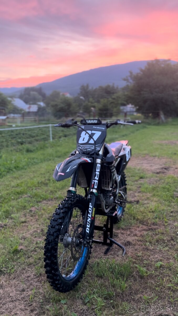 Yamaha yzf 250 2018