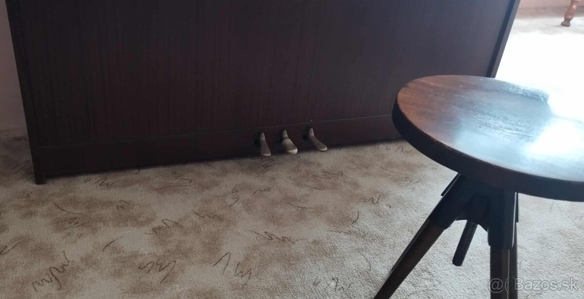 Pianino/klavír August Förster - 2