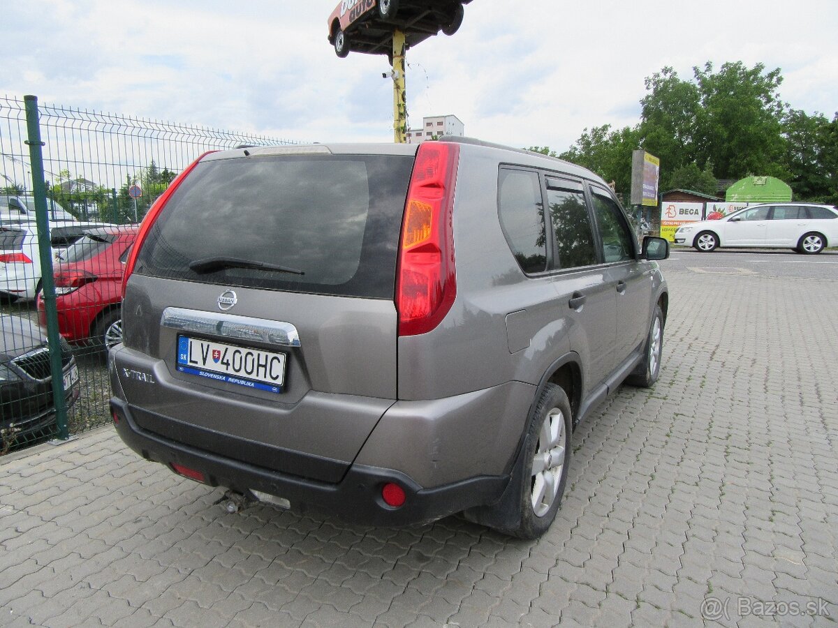 Nissan X-Trail - 2