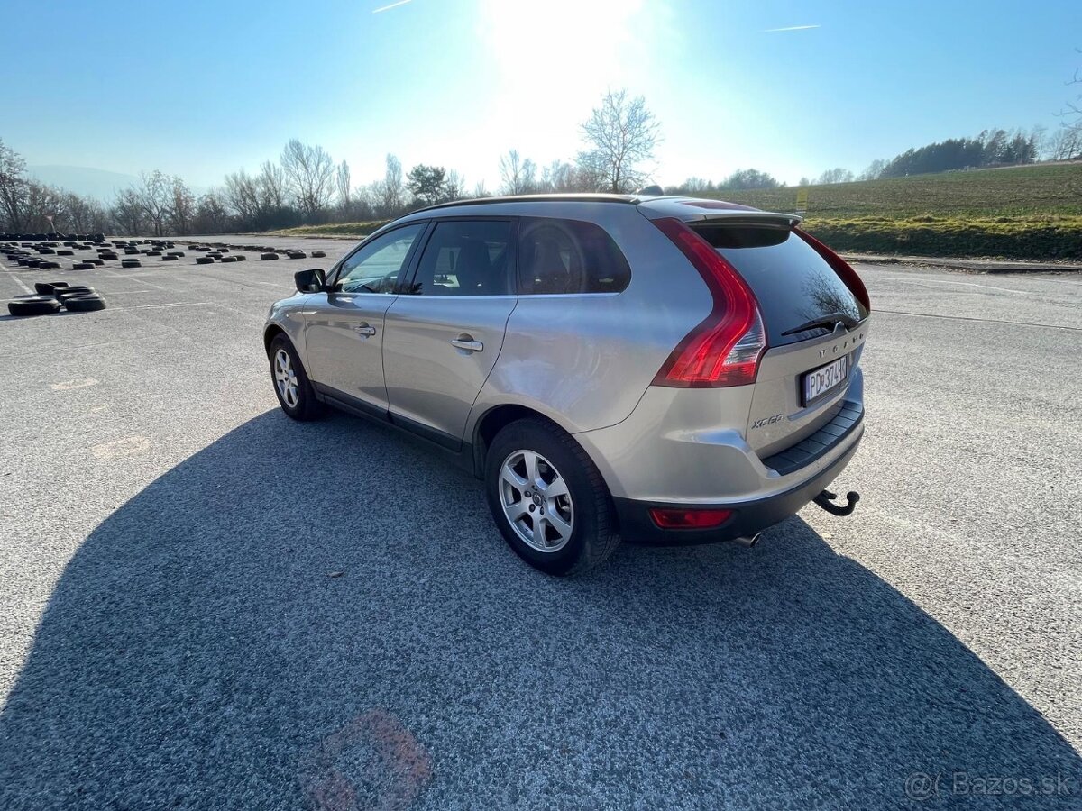 Volvo XC60 2.4D AWD - 2