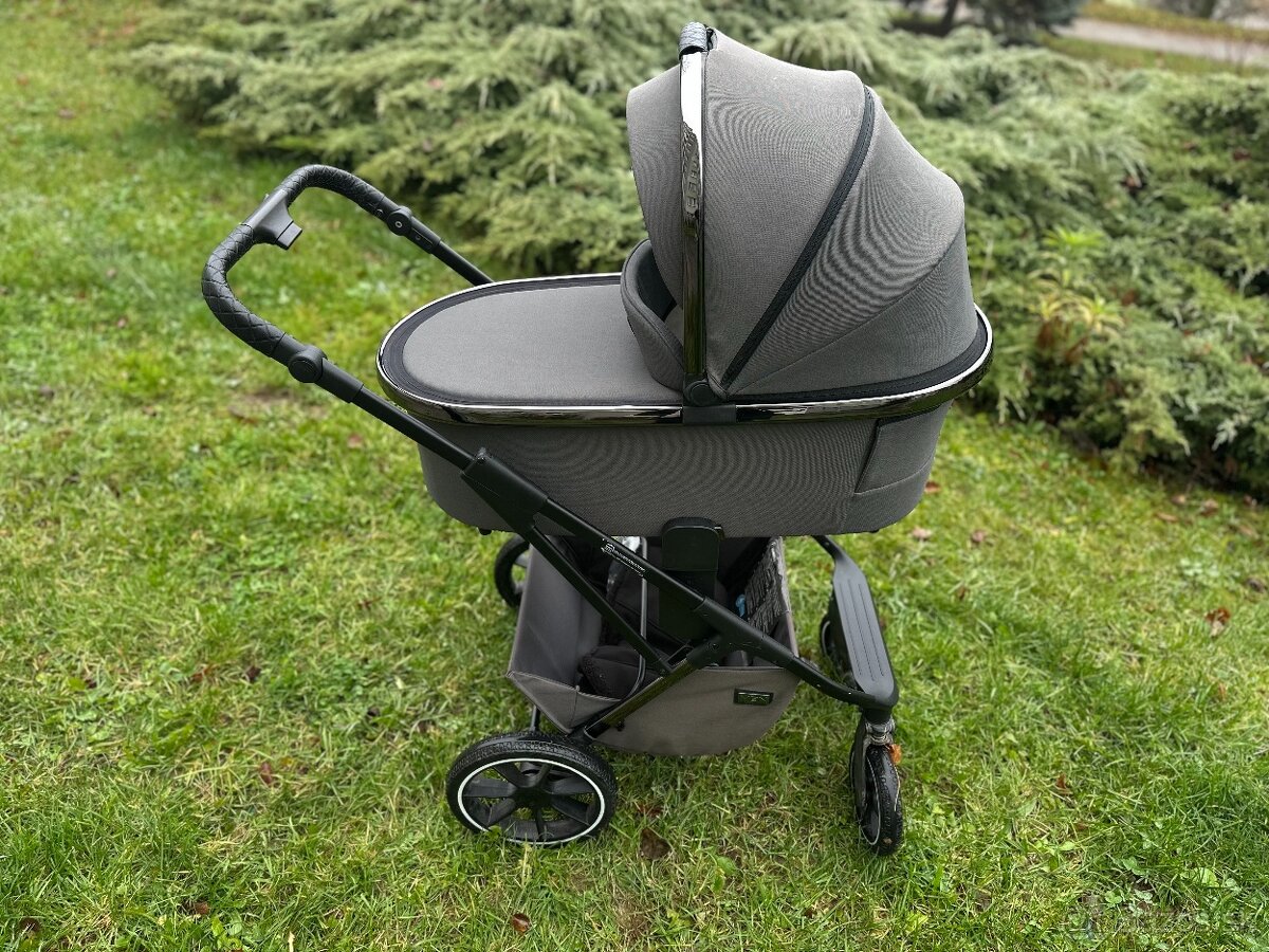 Kombinovaný kočík MOON Piú Extra 2024 - 2