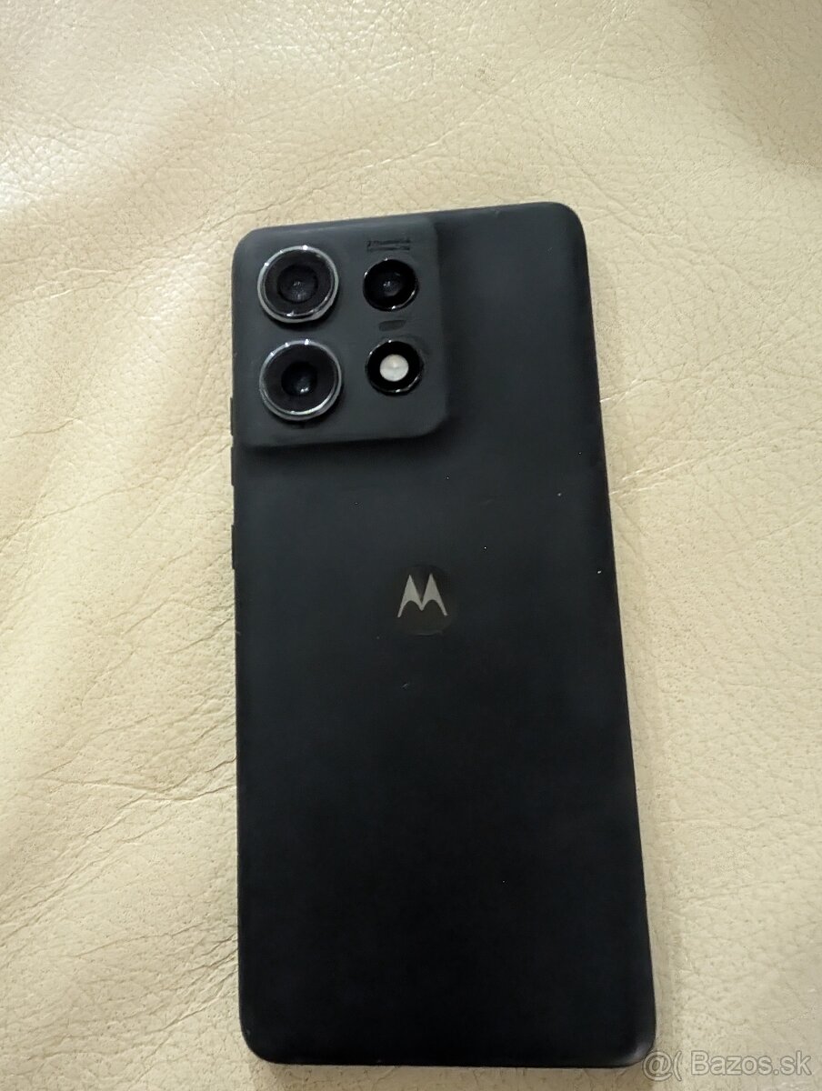 Motorola edge 50 pro - 2
