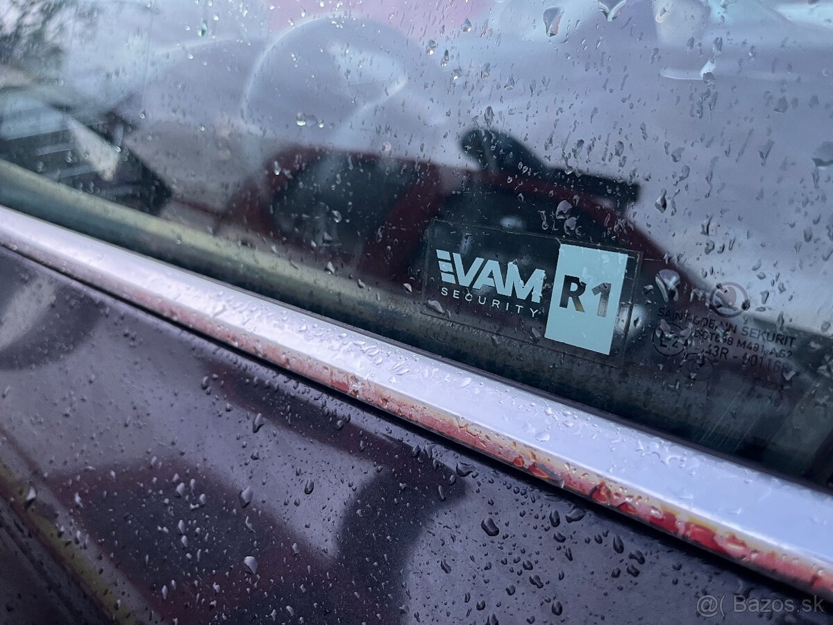 Skoda superb III. L&K 2.0 TDi 140kw 2016 panorama - 2