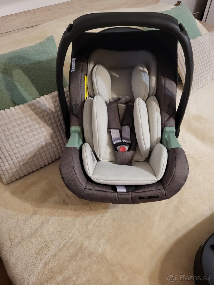 Otočné vajíčko so základňou - 2