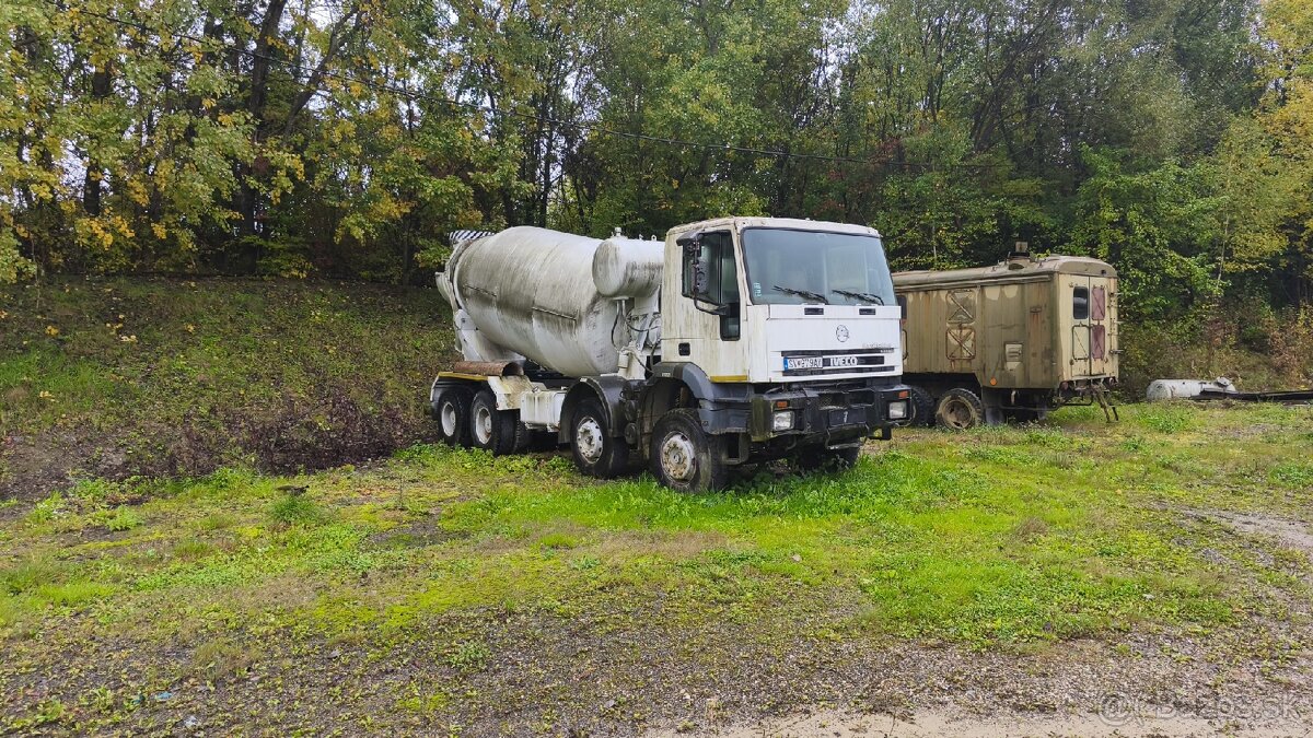 Iveco EuroTrakker - 2