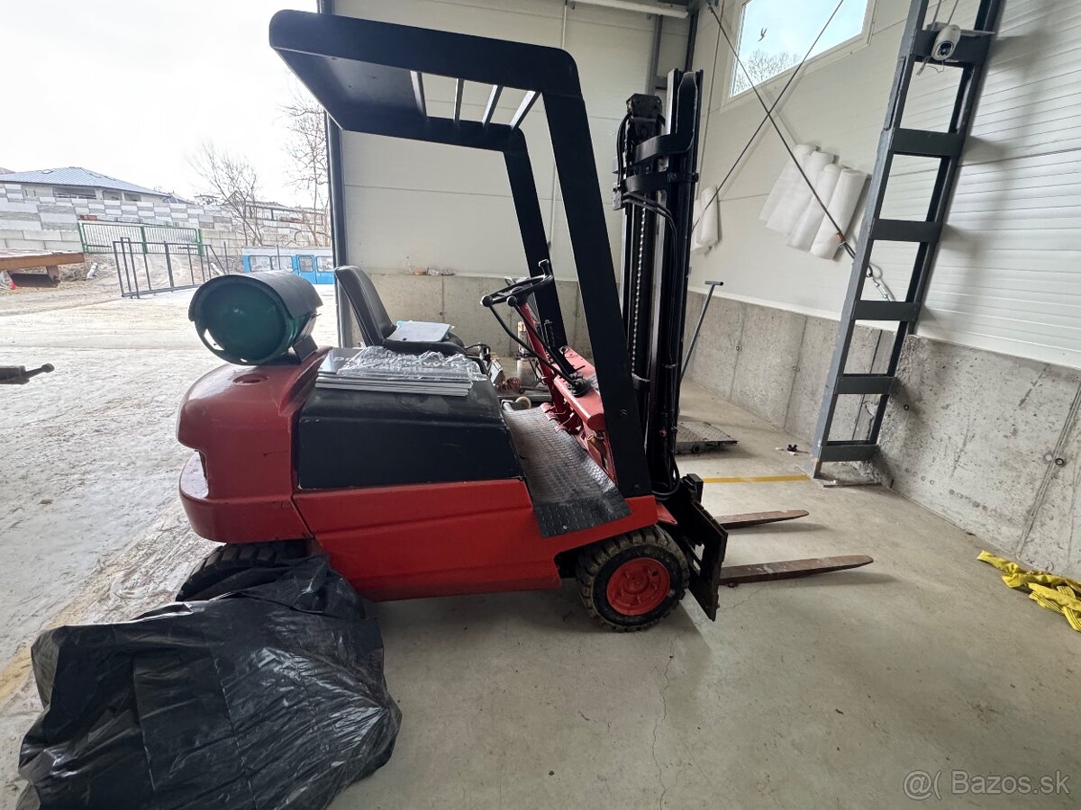 Predám vysokozdvižný vozík Linde H15 - 2