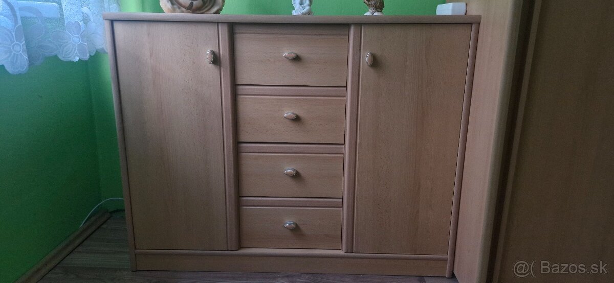 Komoda - 2