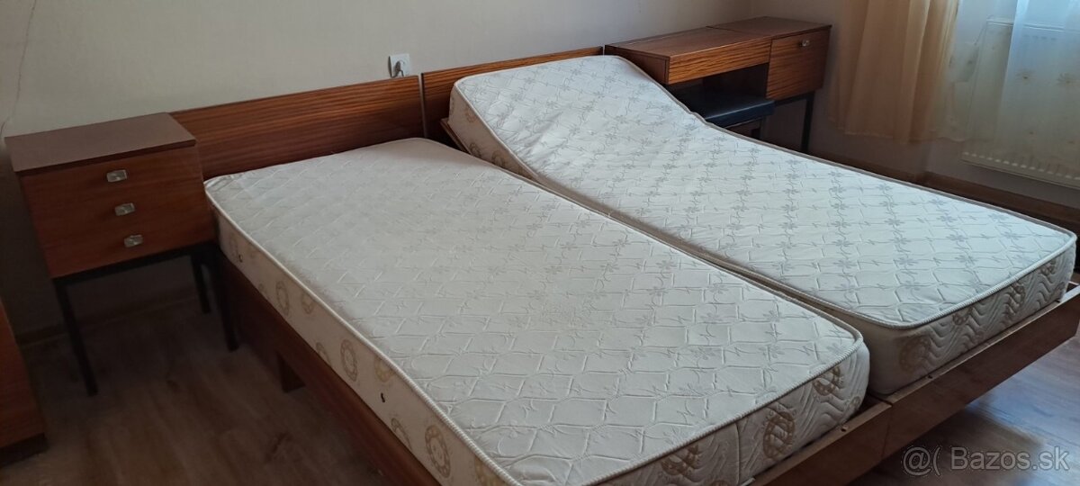 Postele 90x200 s matracom - 2